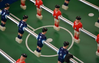 ac米兰官网-跨界创新:足球与音乐、电影的深度结合,足球经典音乐